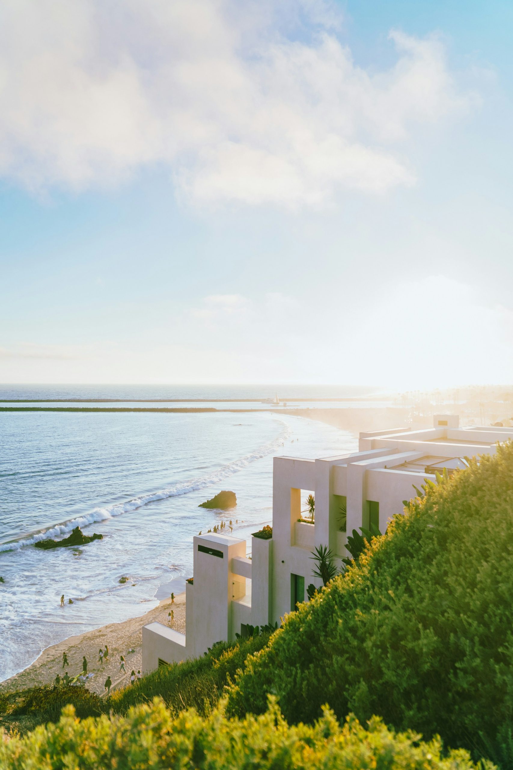 Luxury Living Awaits: Newport Beach CA Homes Over 3 Million Dollars